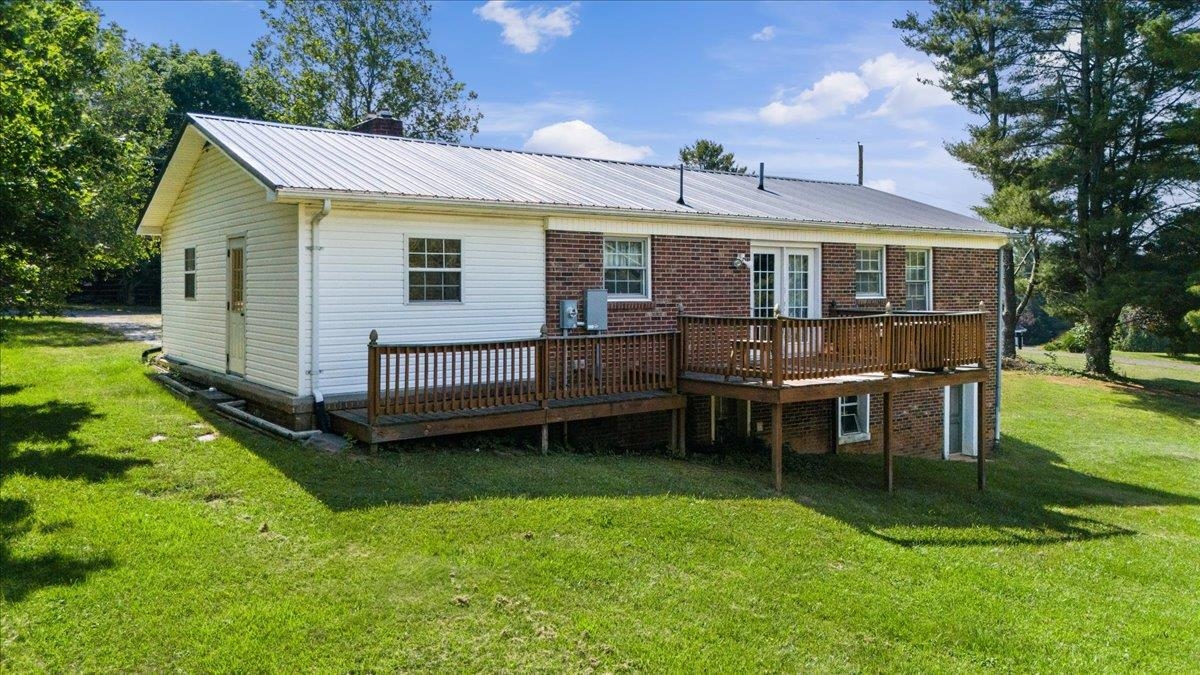372 Somerset Drive