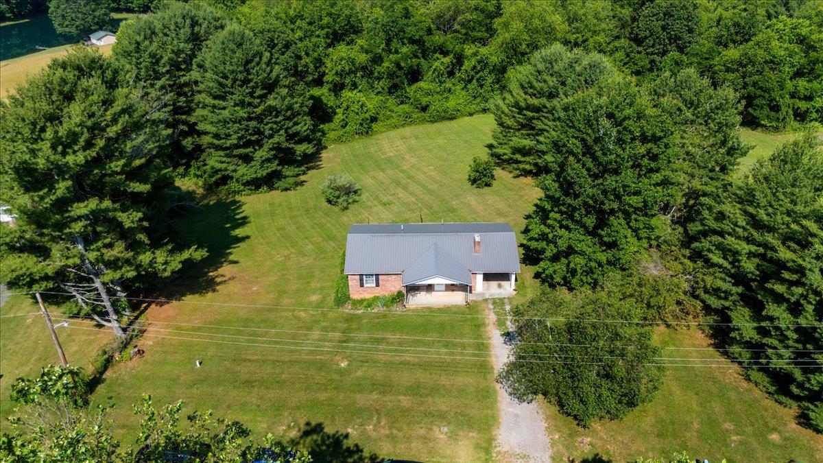 372 Somerset Drive