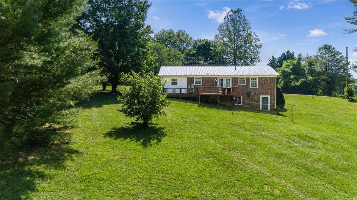 372 Somerset Drive