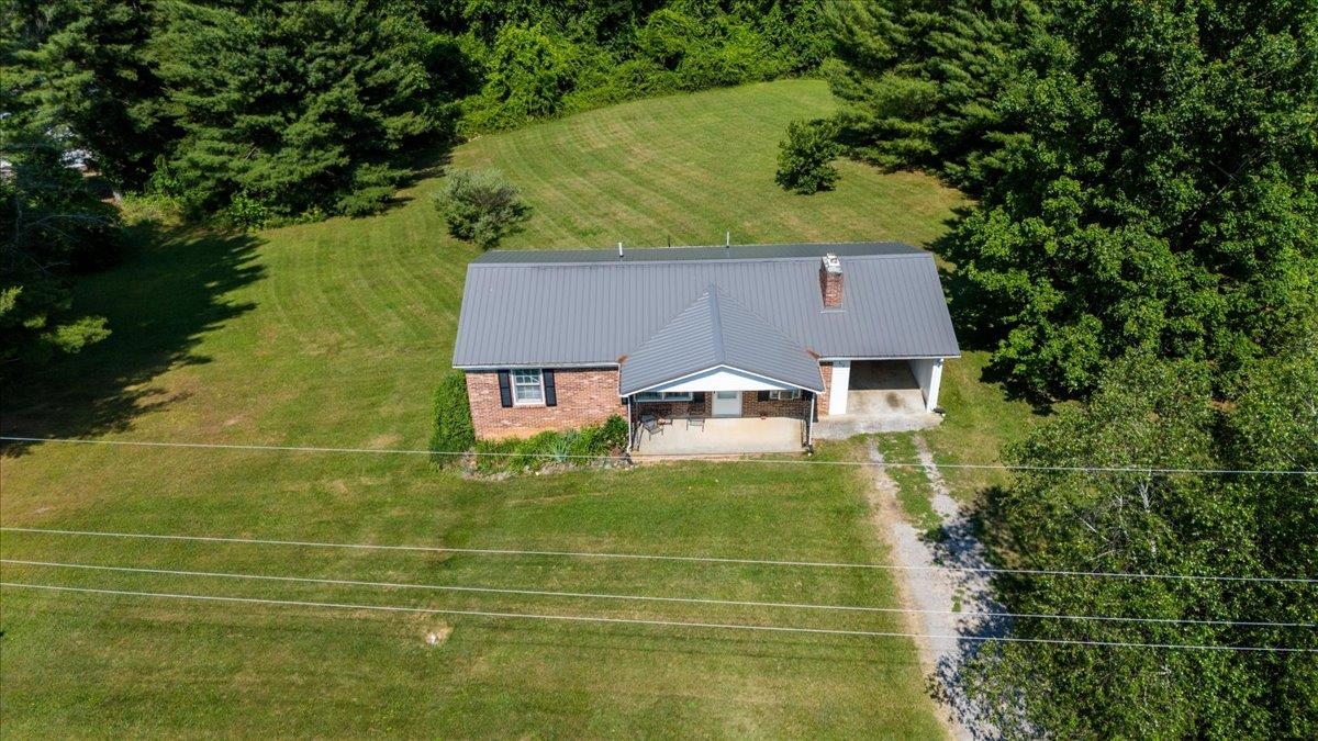 372 Somerset Drive