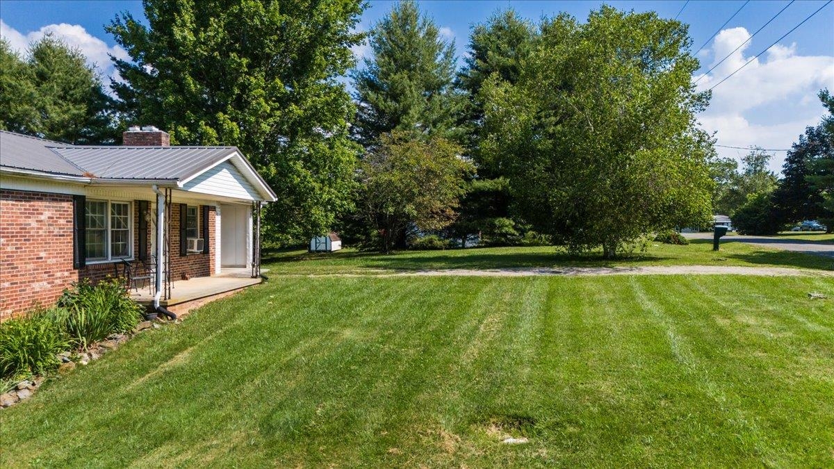 372 Somerset Drive