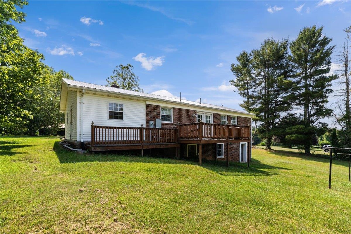 372 Somerset Drive