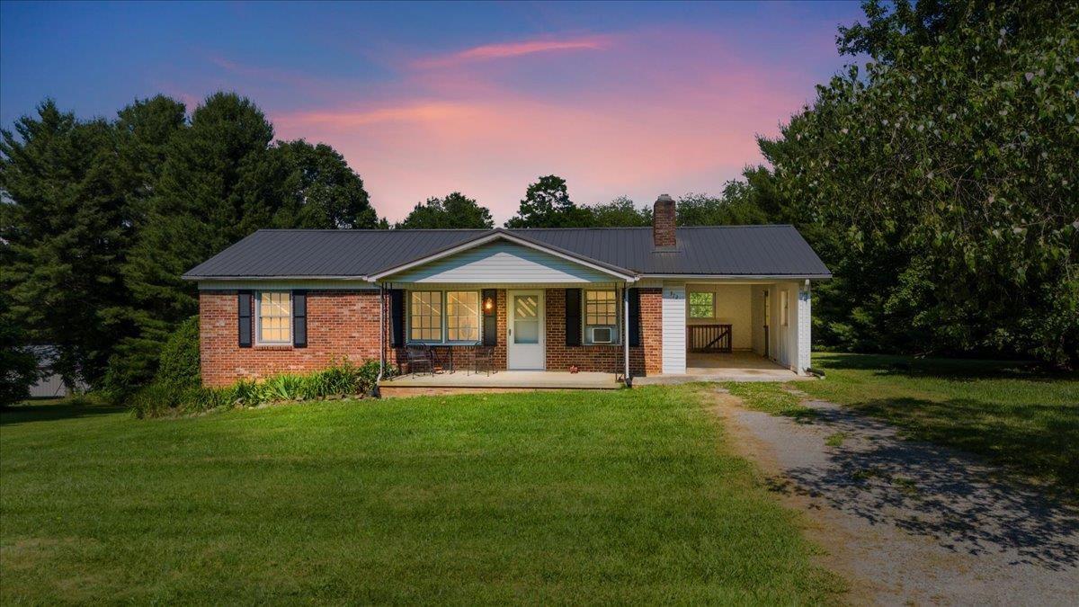 372 Somerset Drive