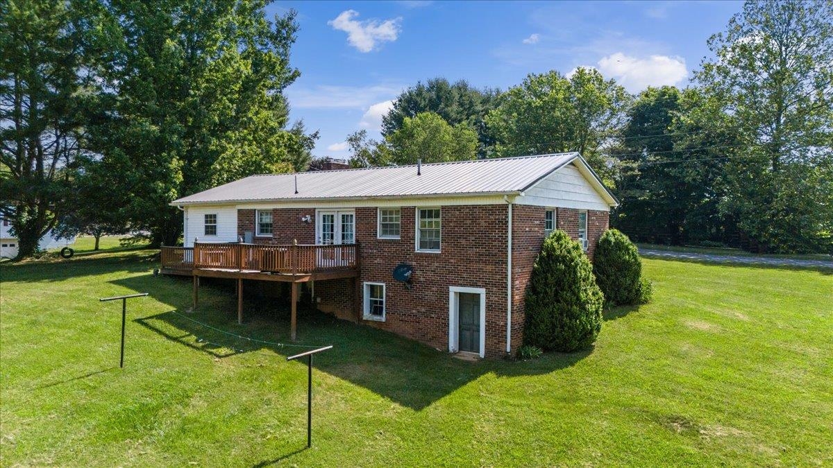 372 Somerset Drive