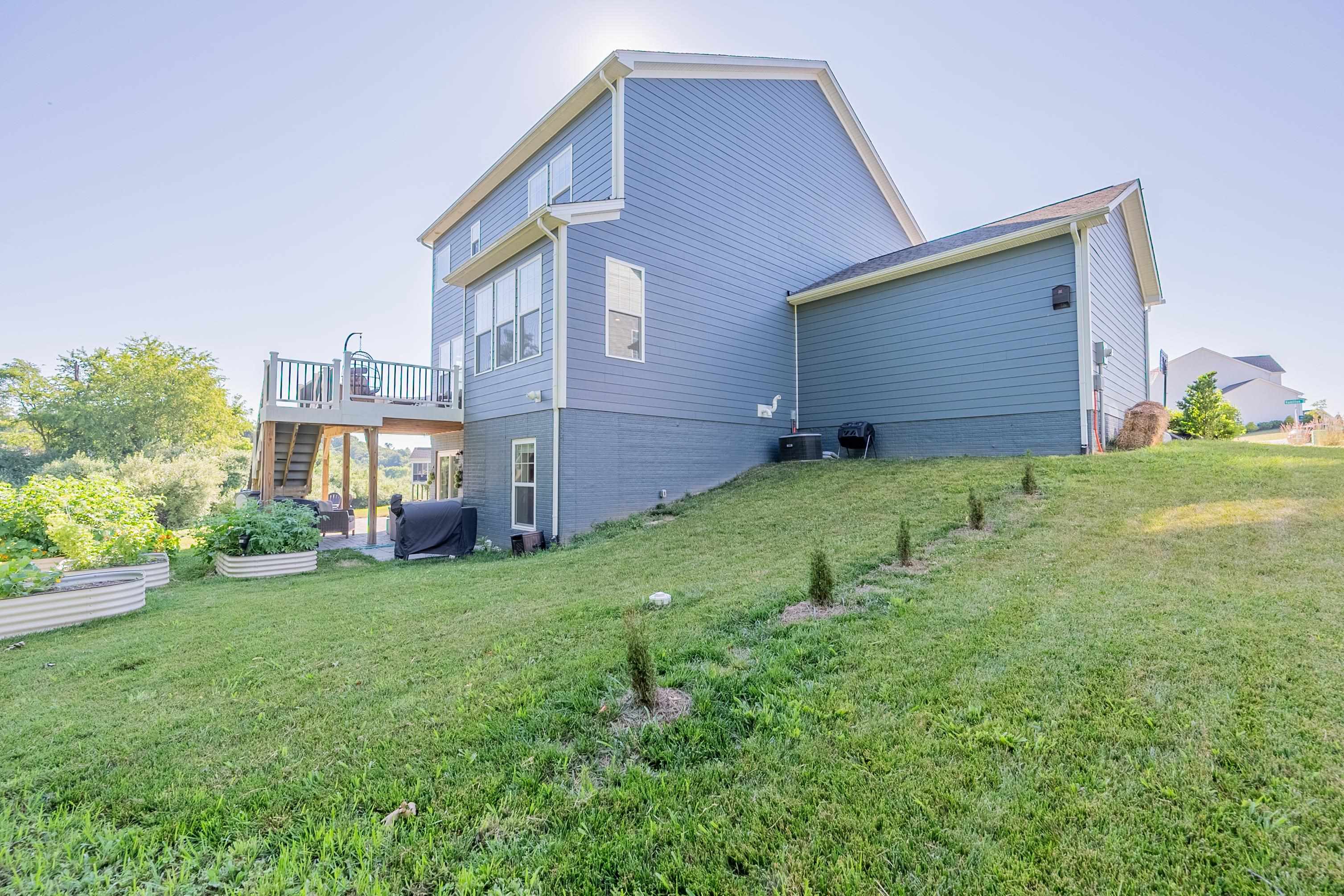 425 HAMILTON Avenue NW