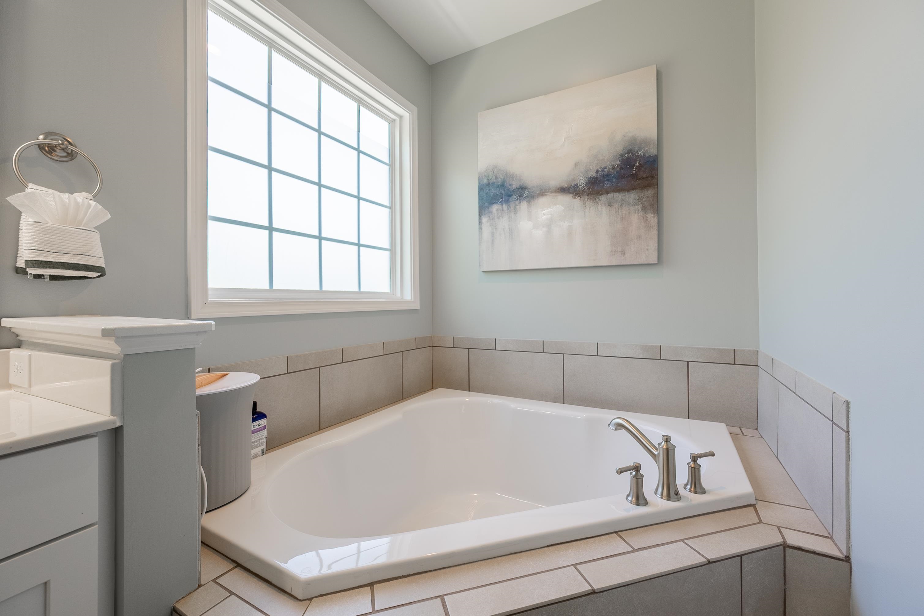 425 HAMILTON Avenue NW