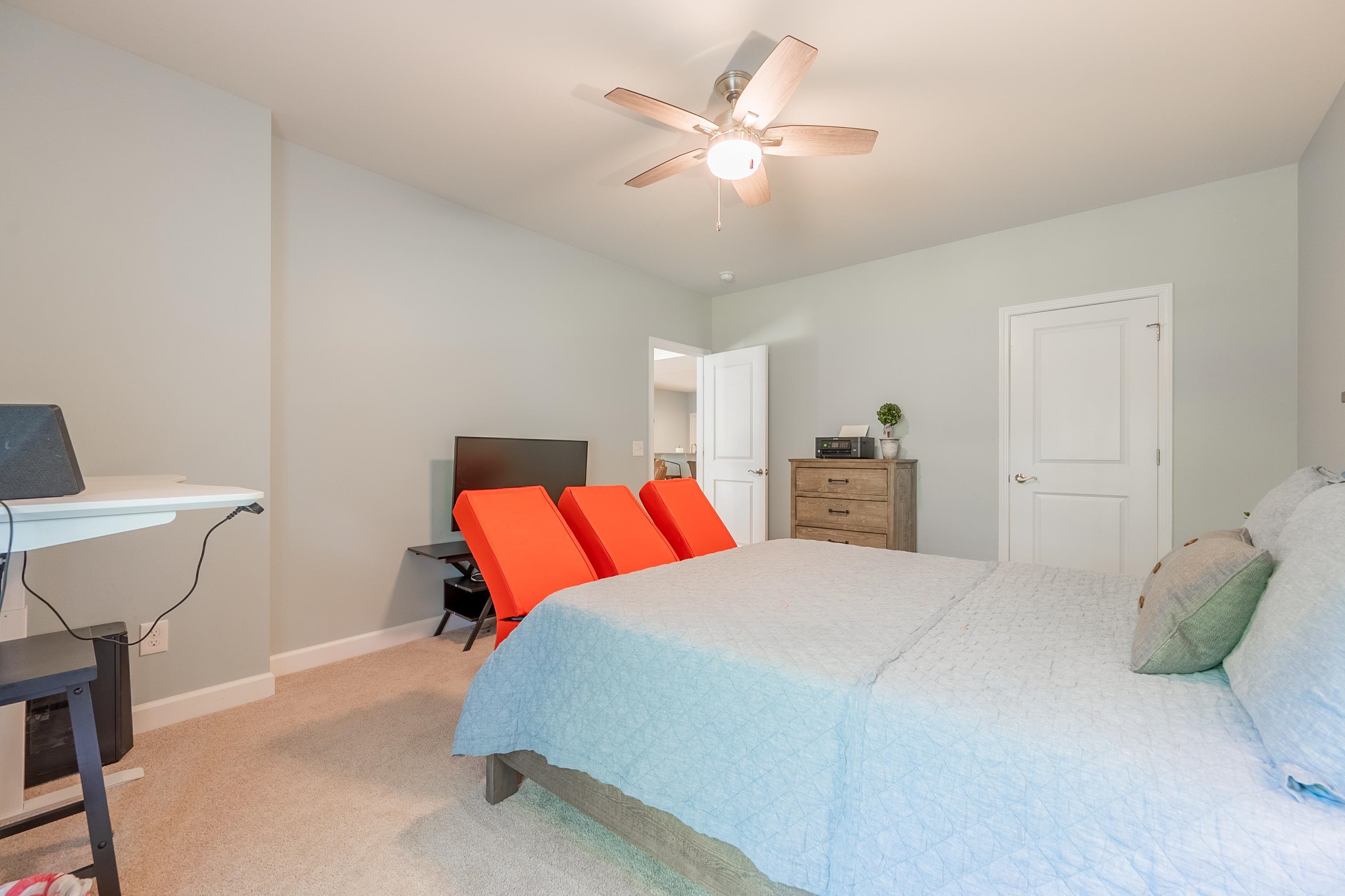 425 HAMILTON Avenue NW