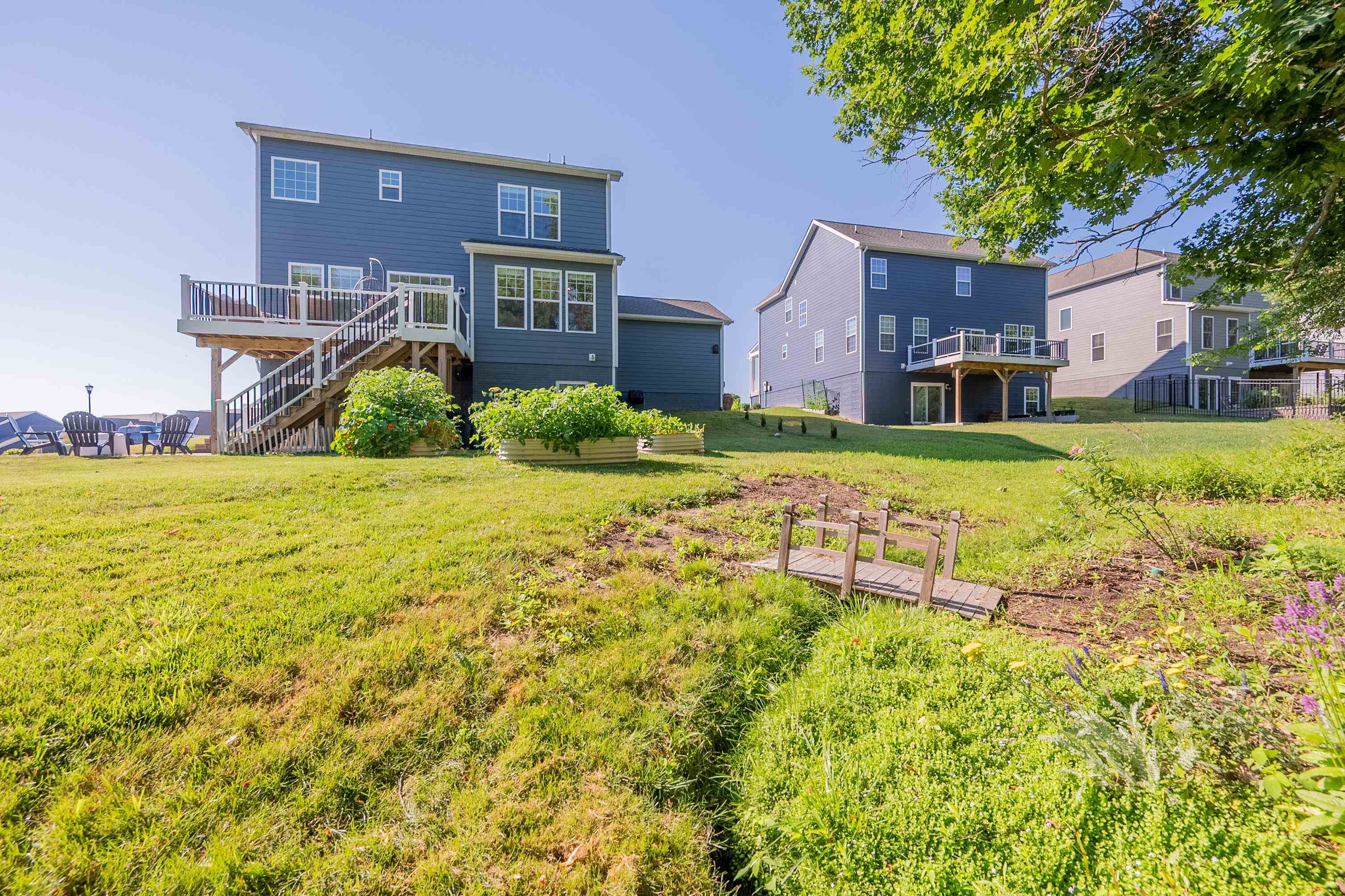 425 HAMILTON Avenue NW