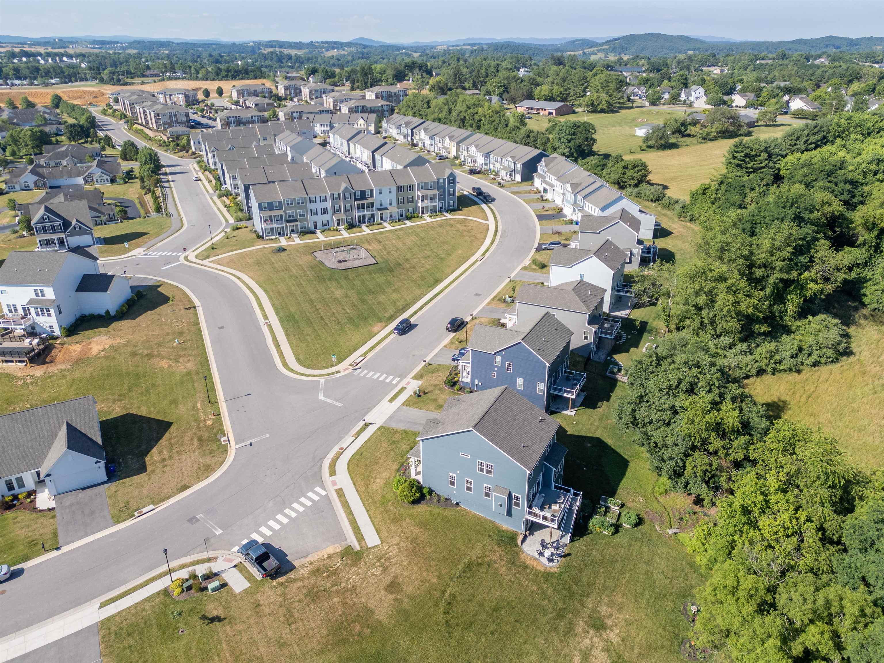 425 HAMILTON Avenue NW