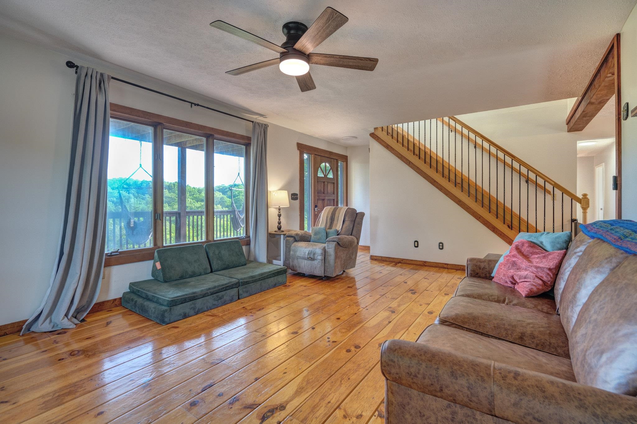 1074 Hightop Road