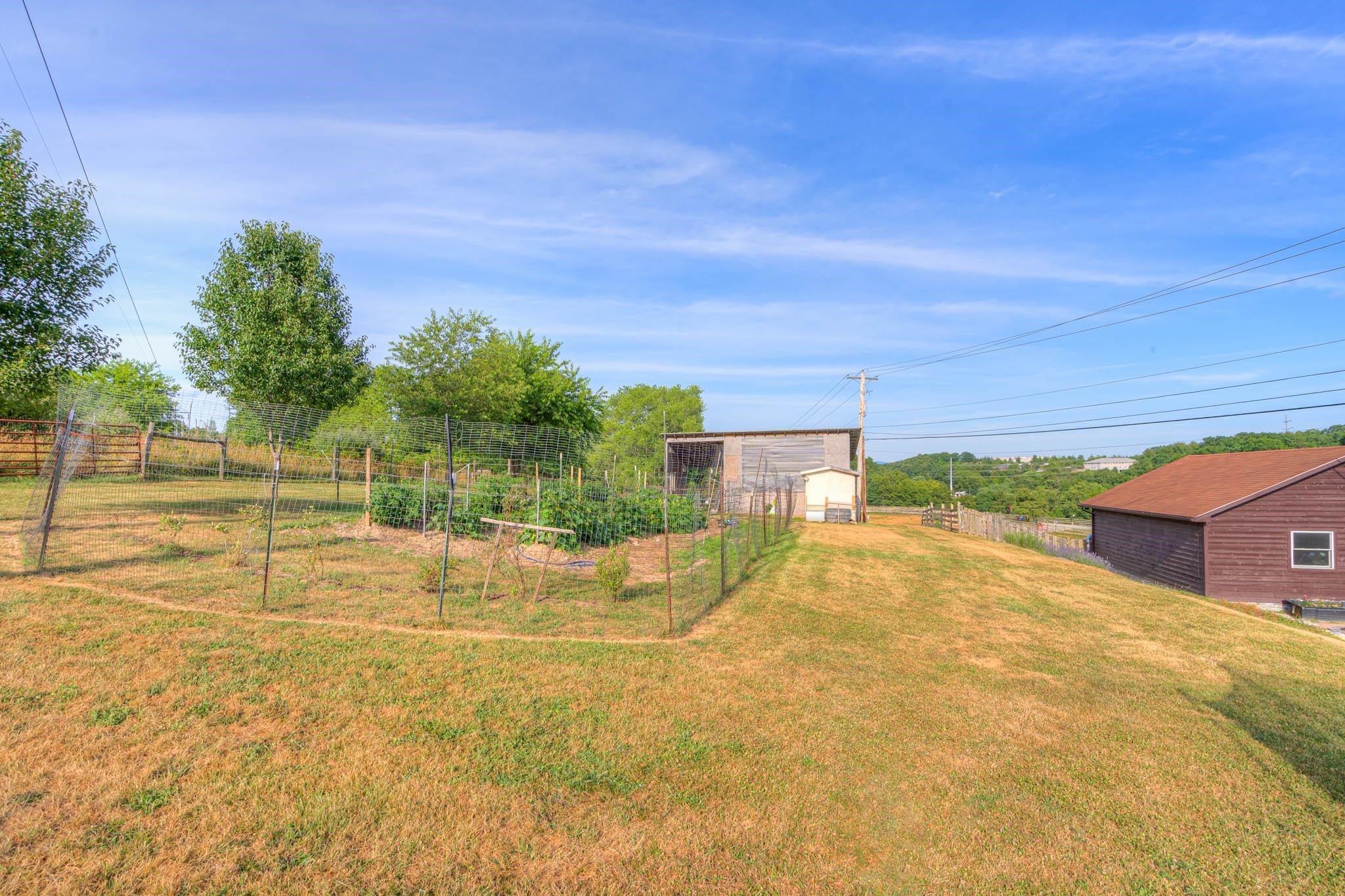 1074 Hightop Road