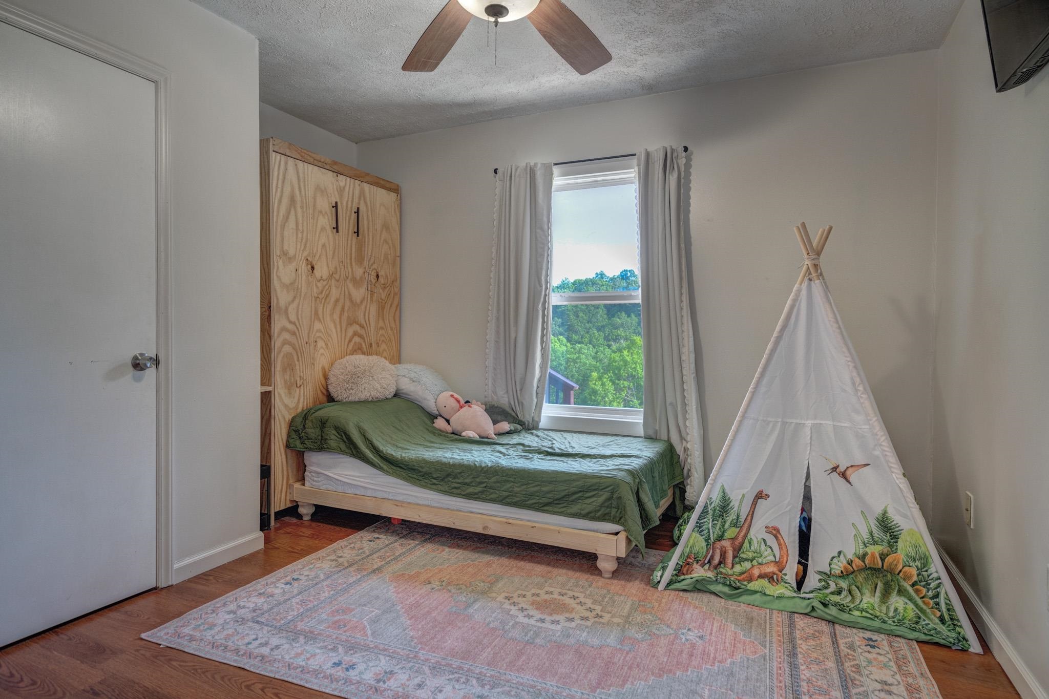 1074 Hightop Road