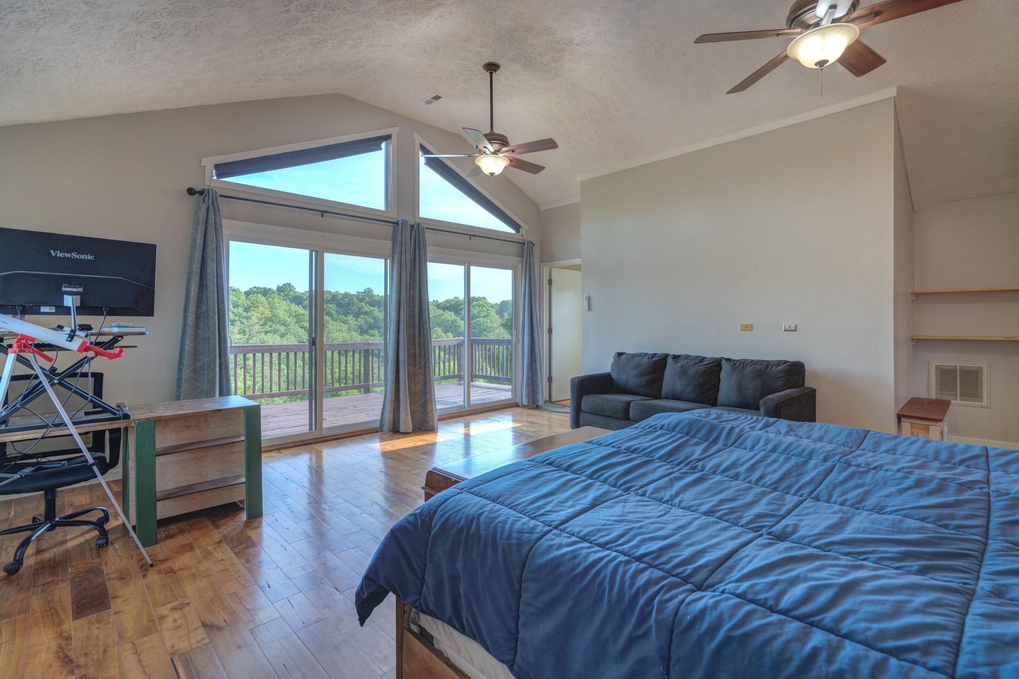 1074 Hightop Road