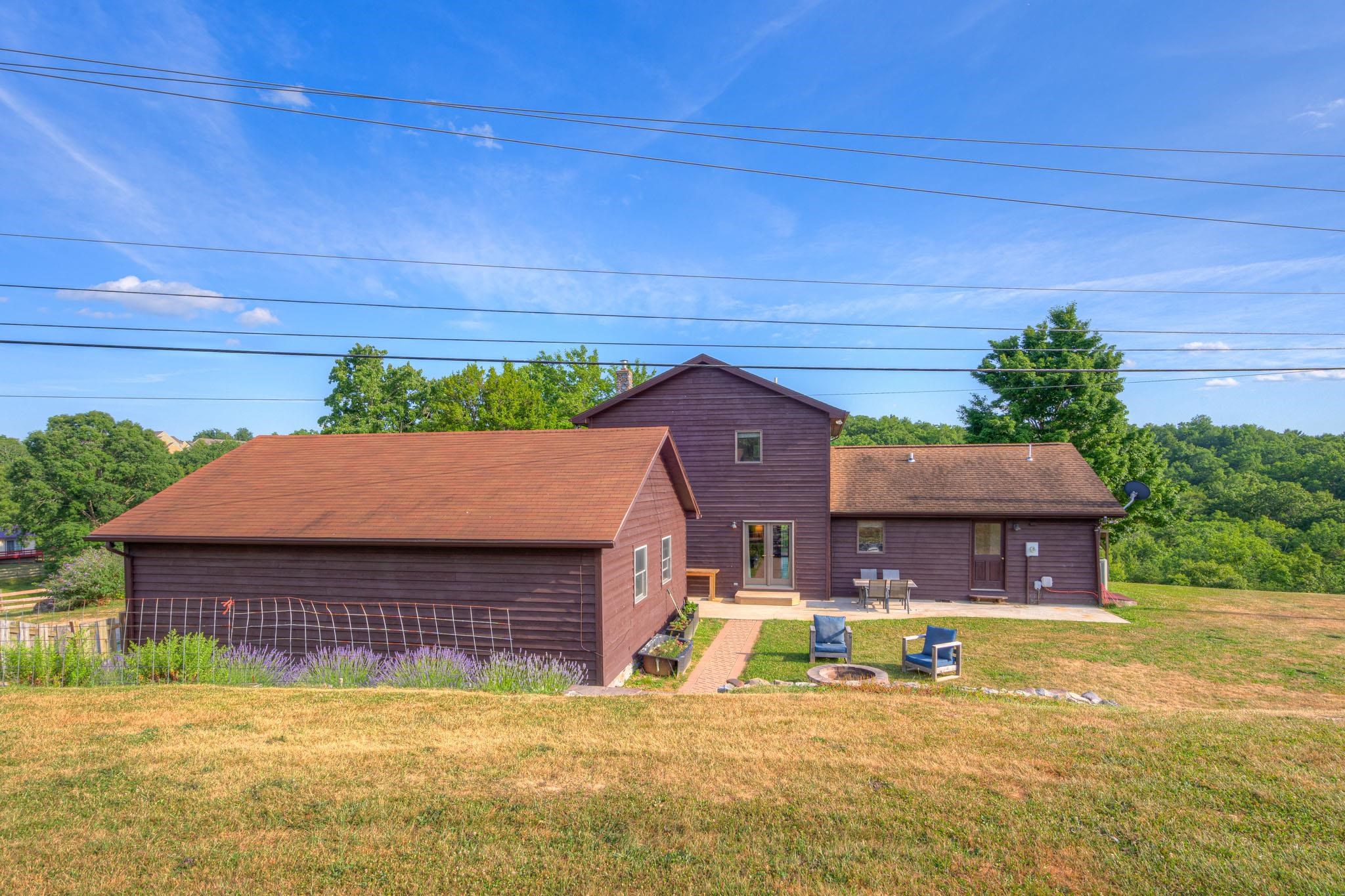 1074 Hightop Road