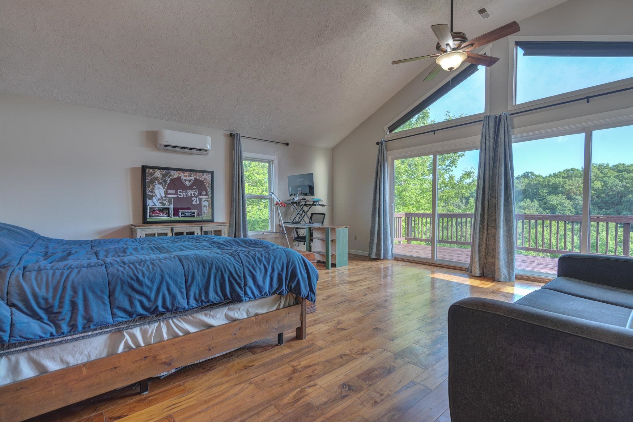 1074 Hightop Road
