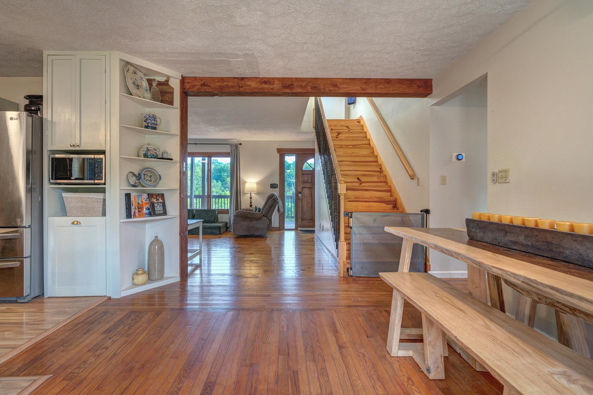 1074 Hightop Road