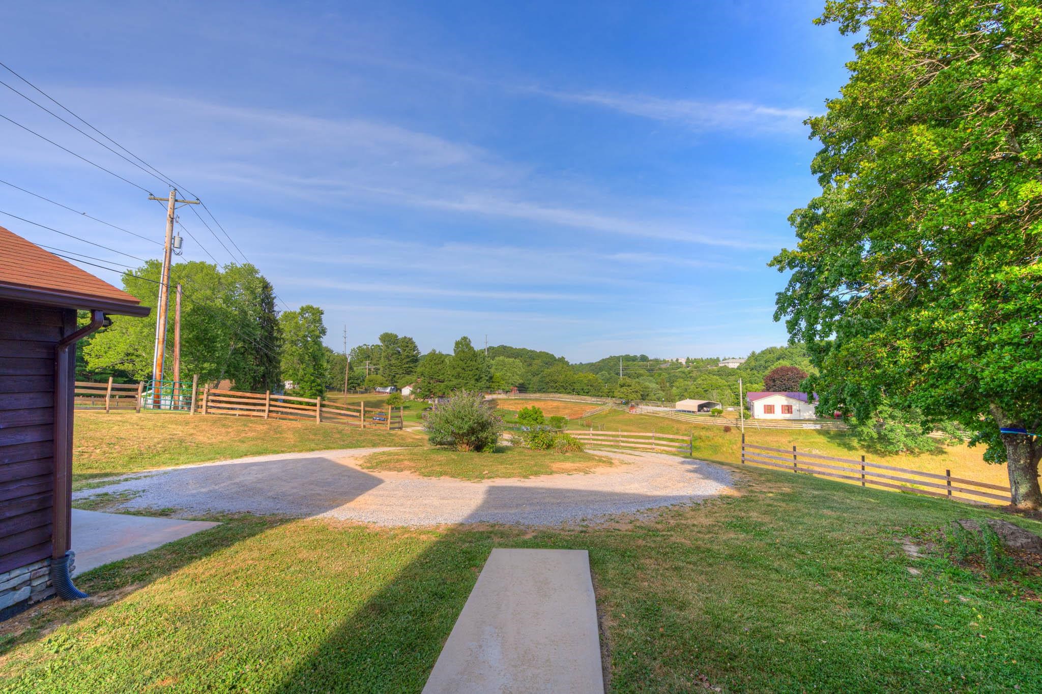1074 Hightop Road