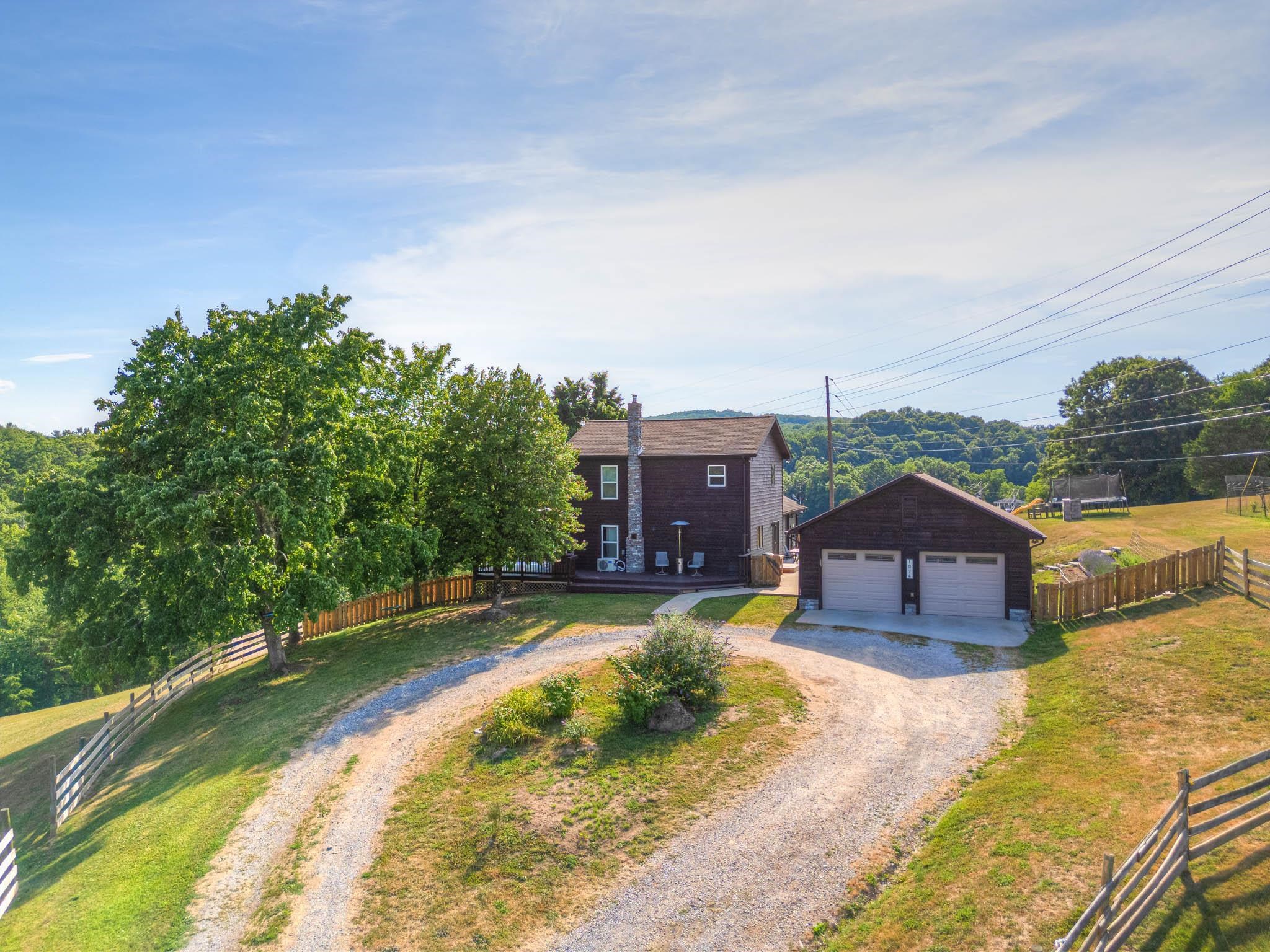 1074 Hightop Road