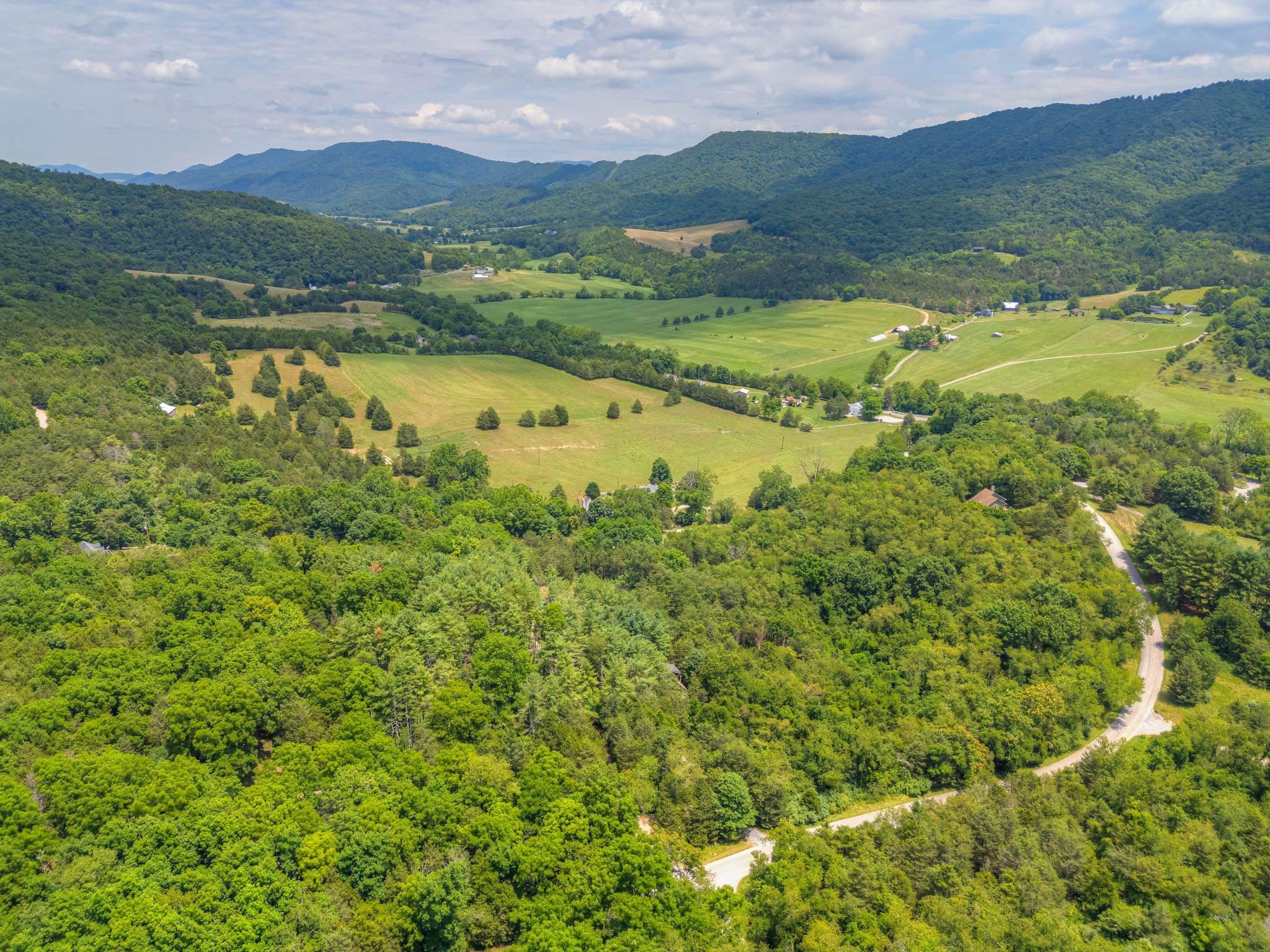 3250 DEER RUN Road