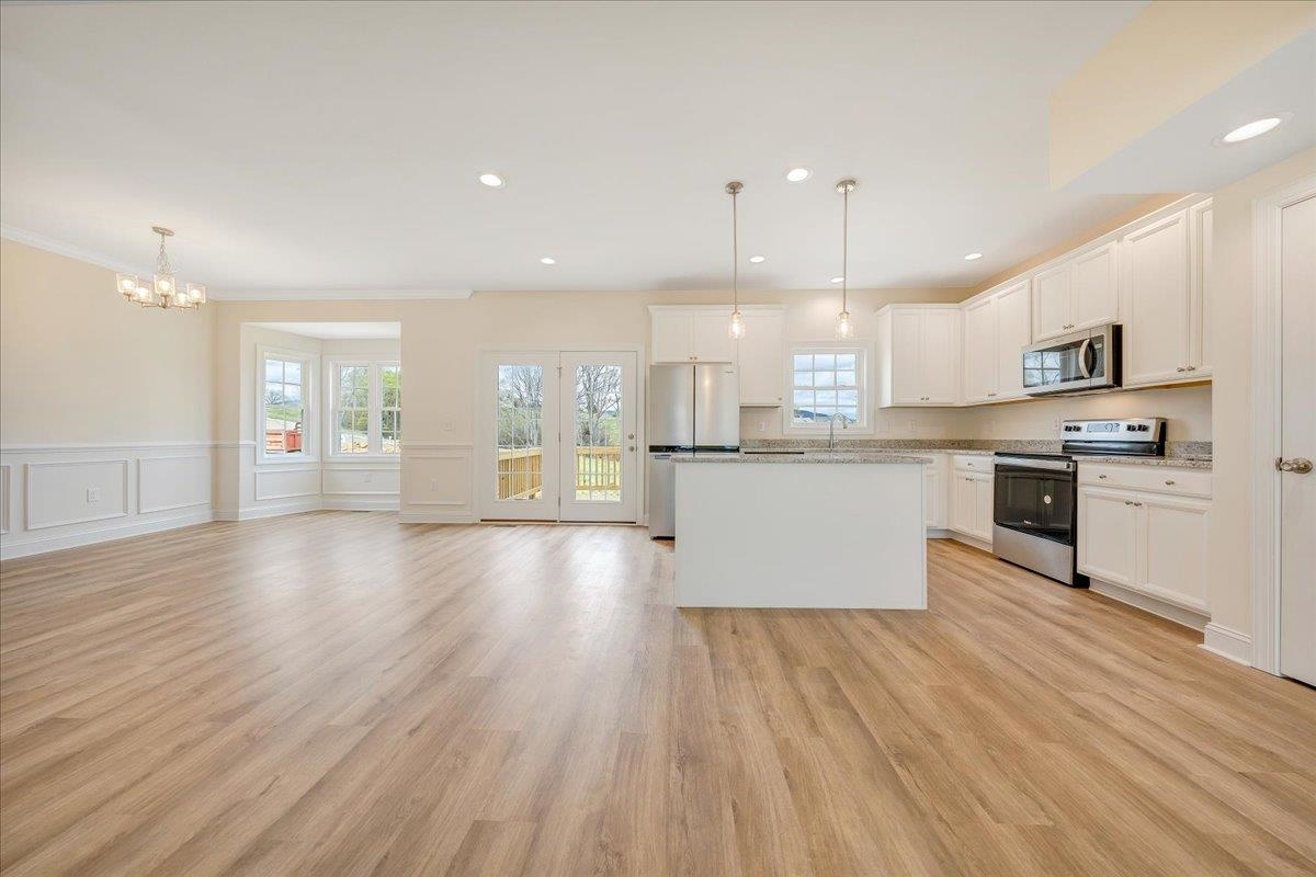 1711 Saddleridge Drive