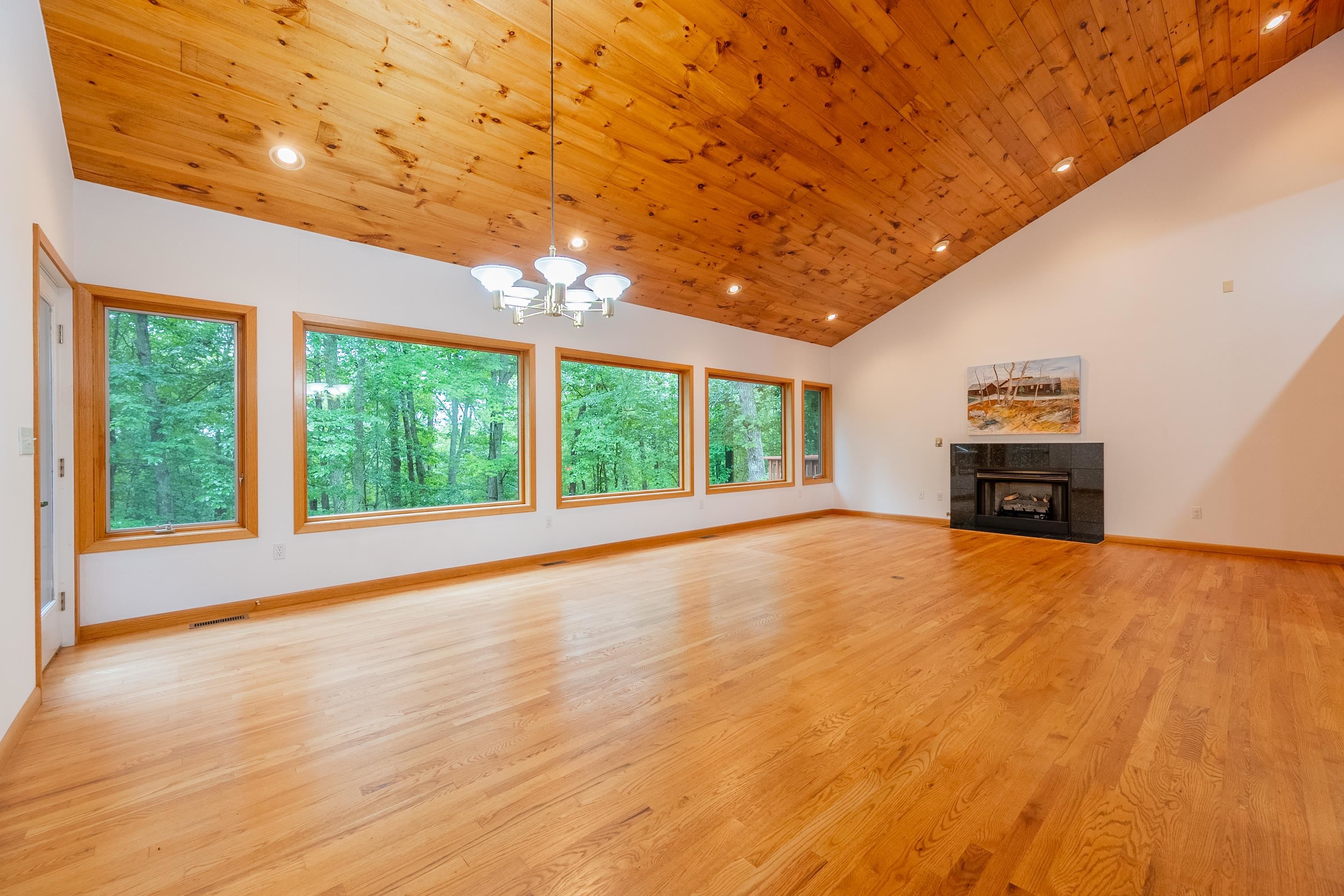 931 S JEFFERSON FOREST Lane
