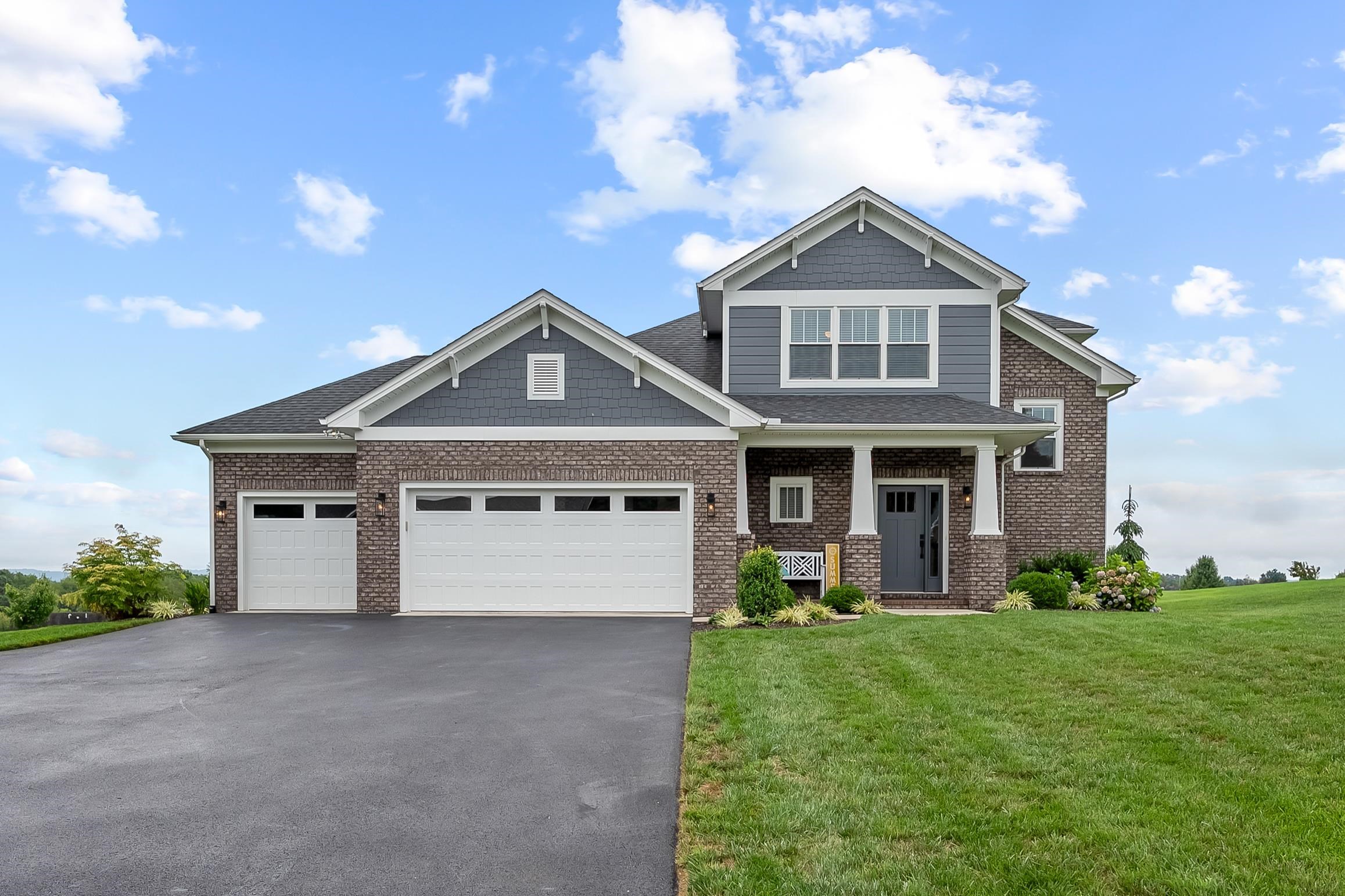 2330 Peakland Way Way