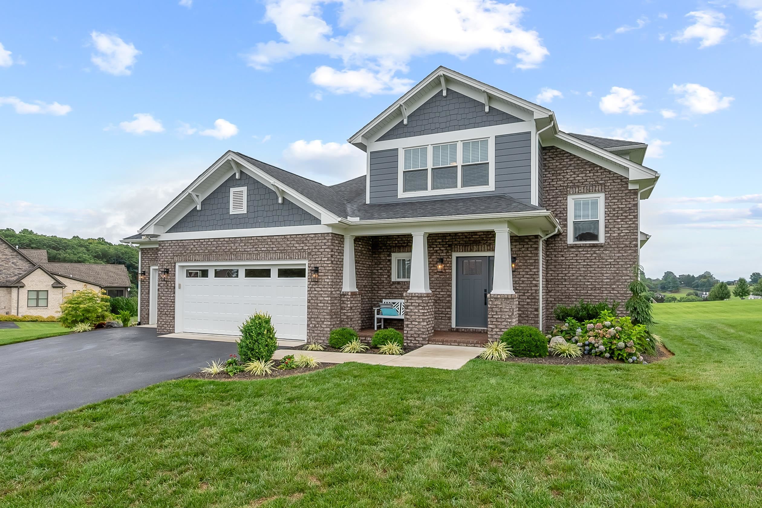2330 Peakland Way Way