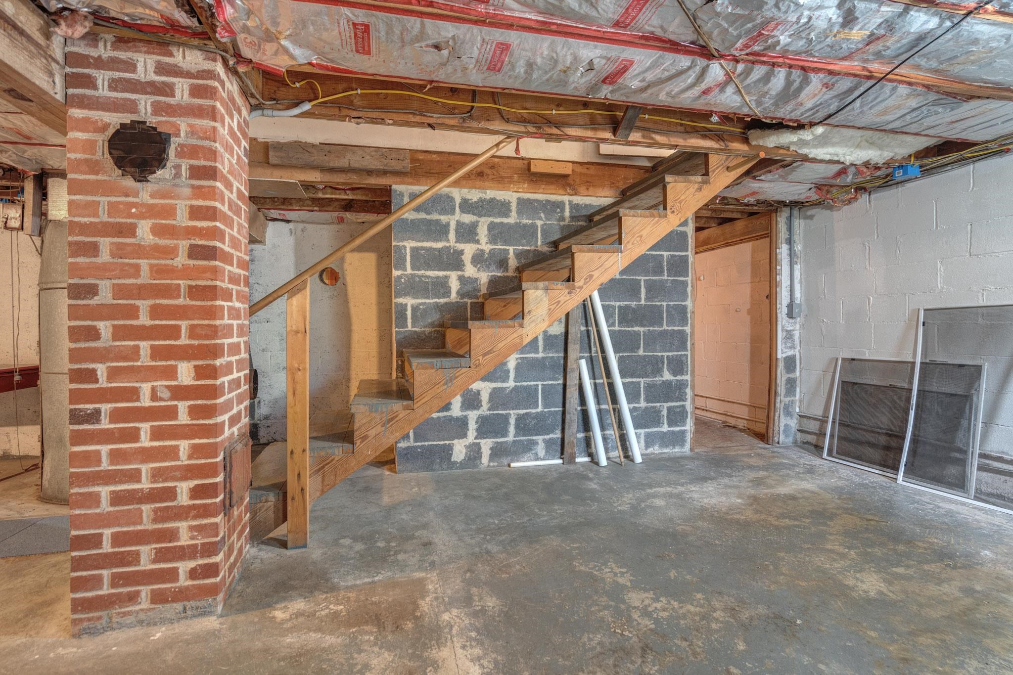 203 Ardmore Street