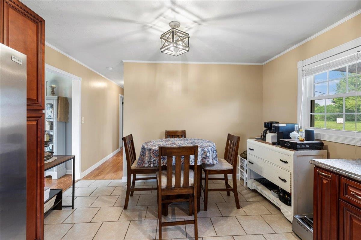 5664 Cleburne Boulevard