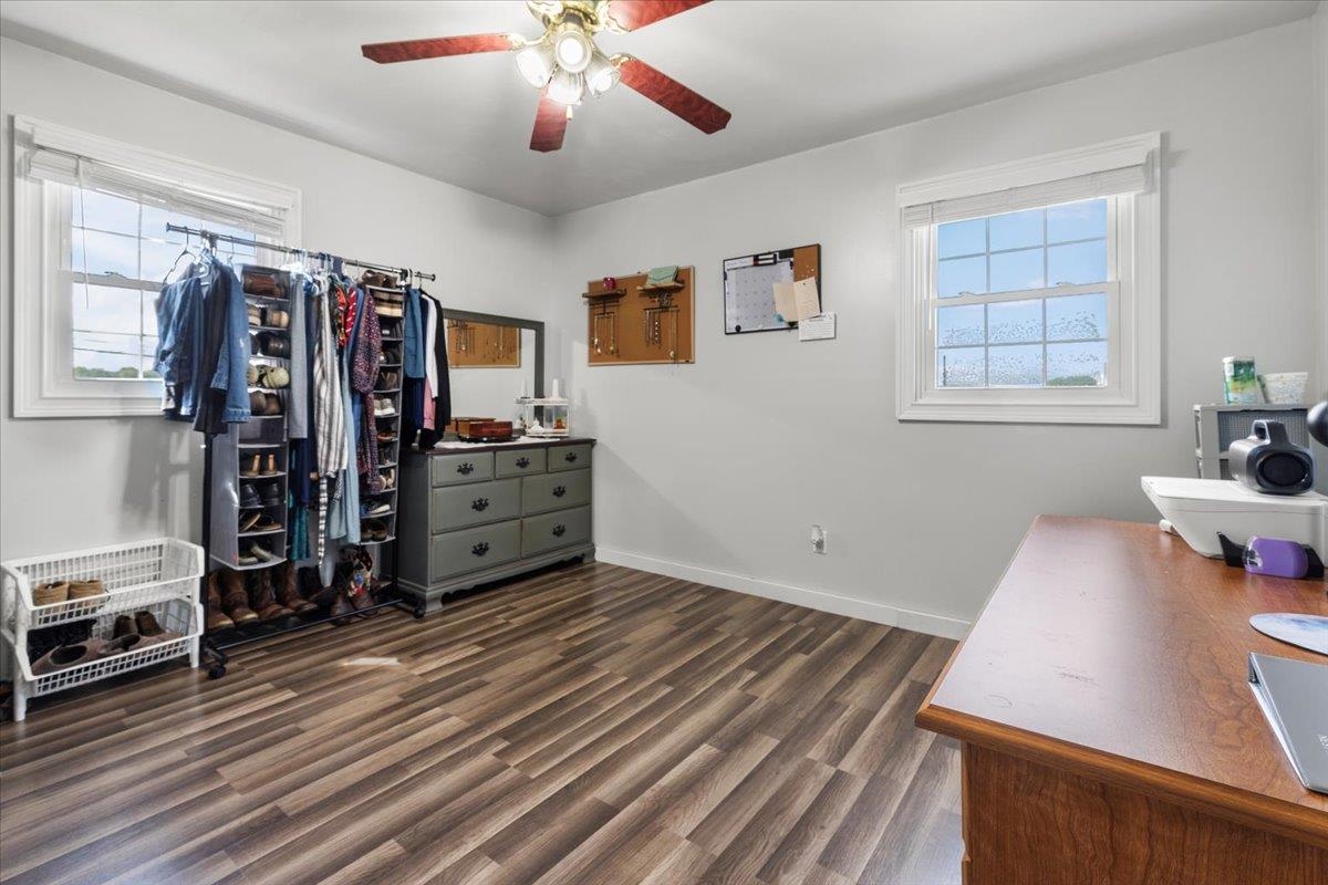 5664 Cleburne Boulevard