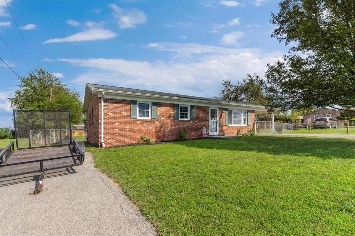 5664 Cleburne Boulevard