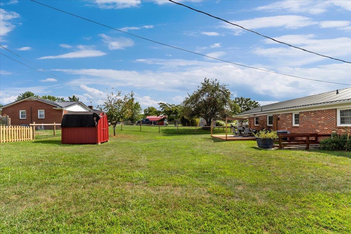 5664 Cleburne Boulevard