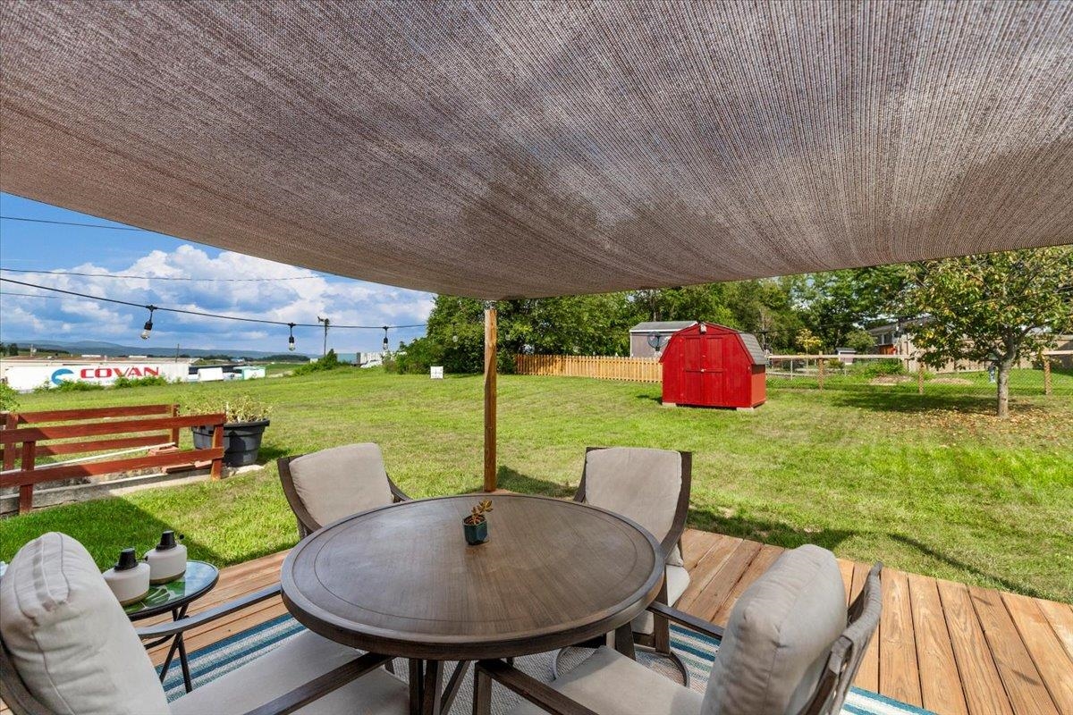 5664 Cleburne Boulevard