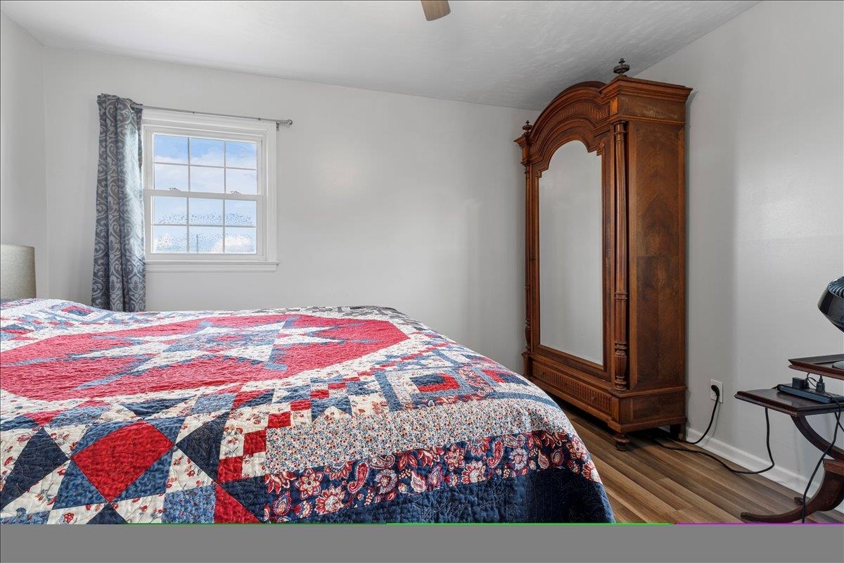 5664 Cleburne Boulevard