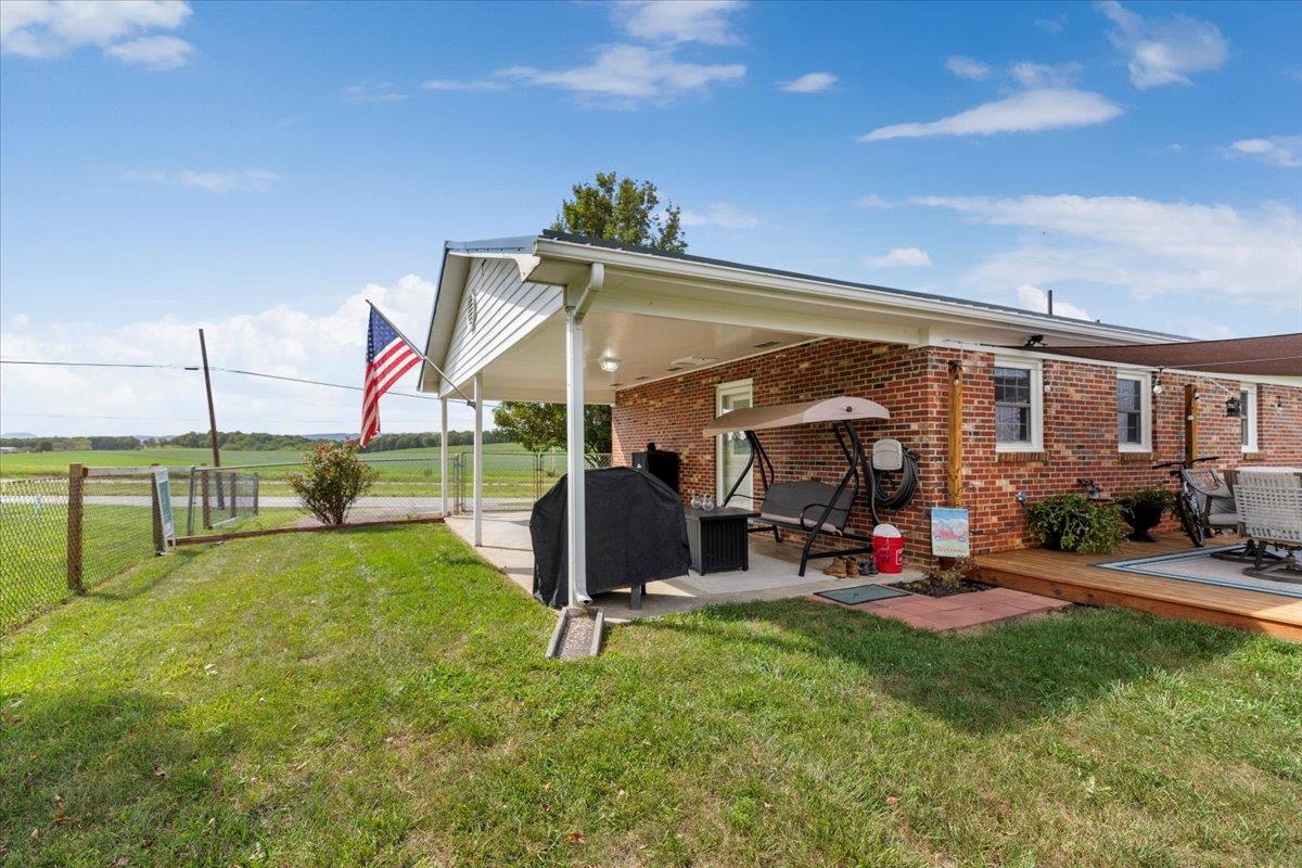 5664 Cleburne Boulevard