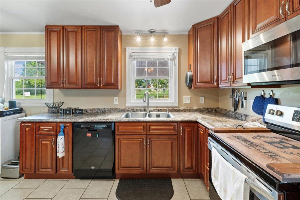 5664 Cleburne Boulevard