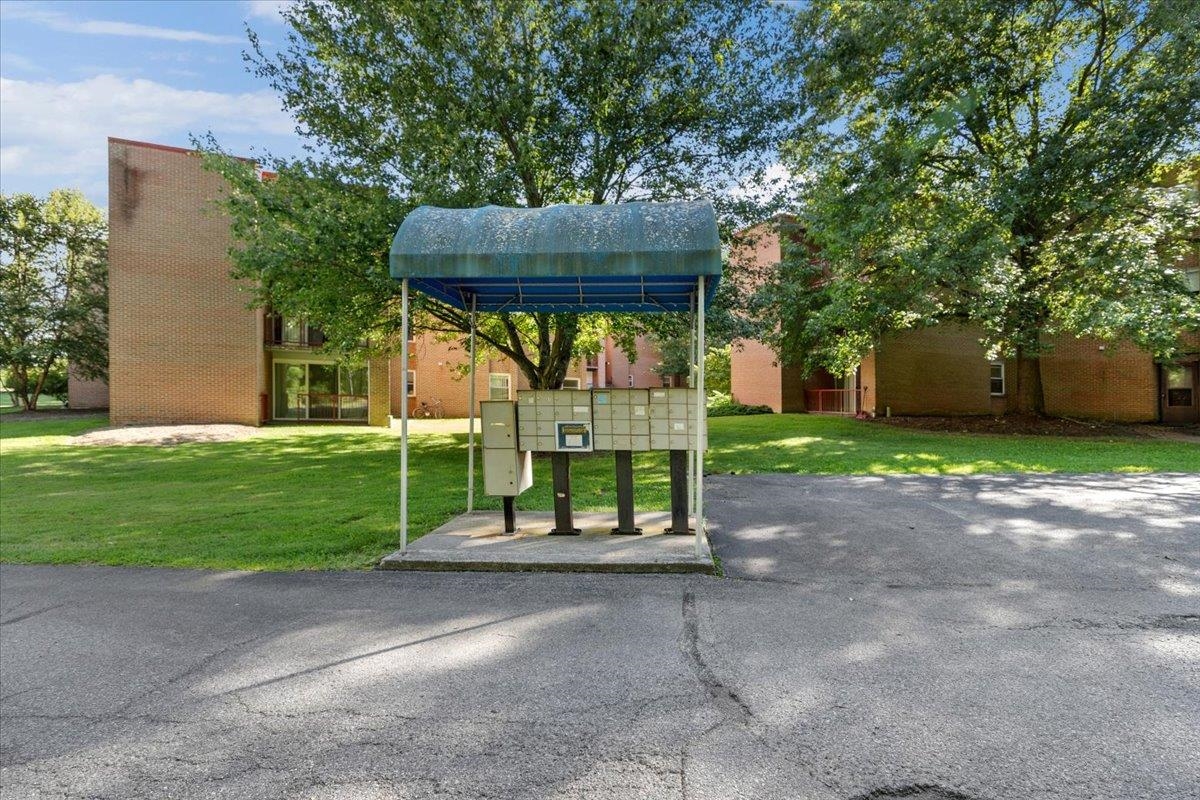 900 B-5 Brightwood Manor Drive B-5