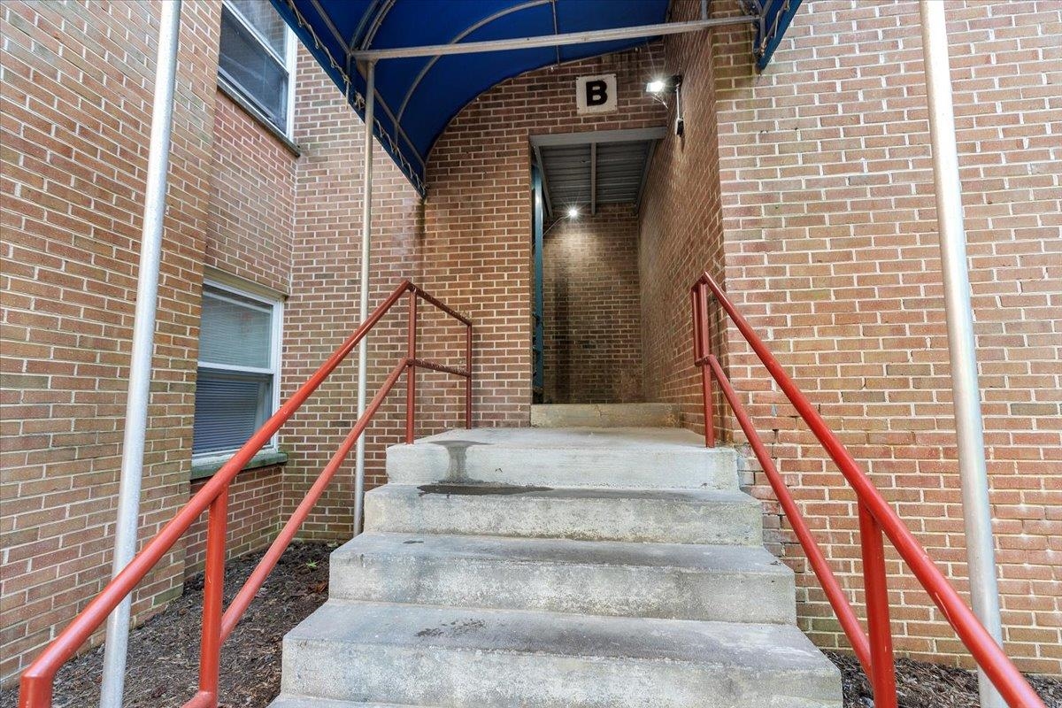 900 B-5 Brightwood Manor Drive B-5