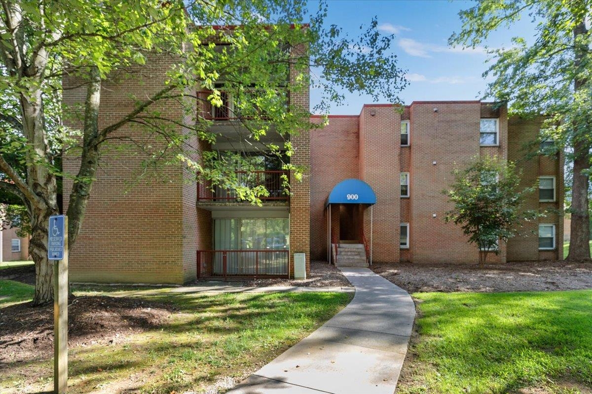 900 B-5 Brightwood Manor Drive B-5