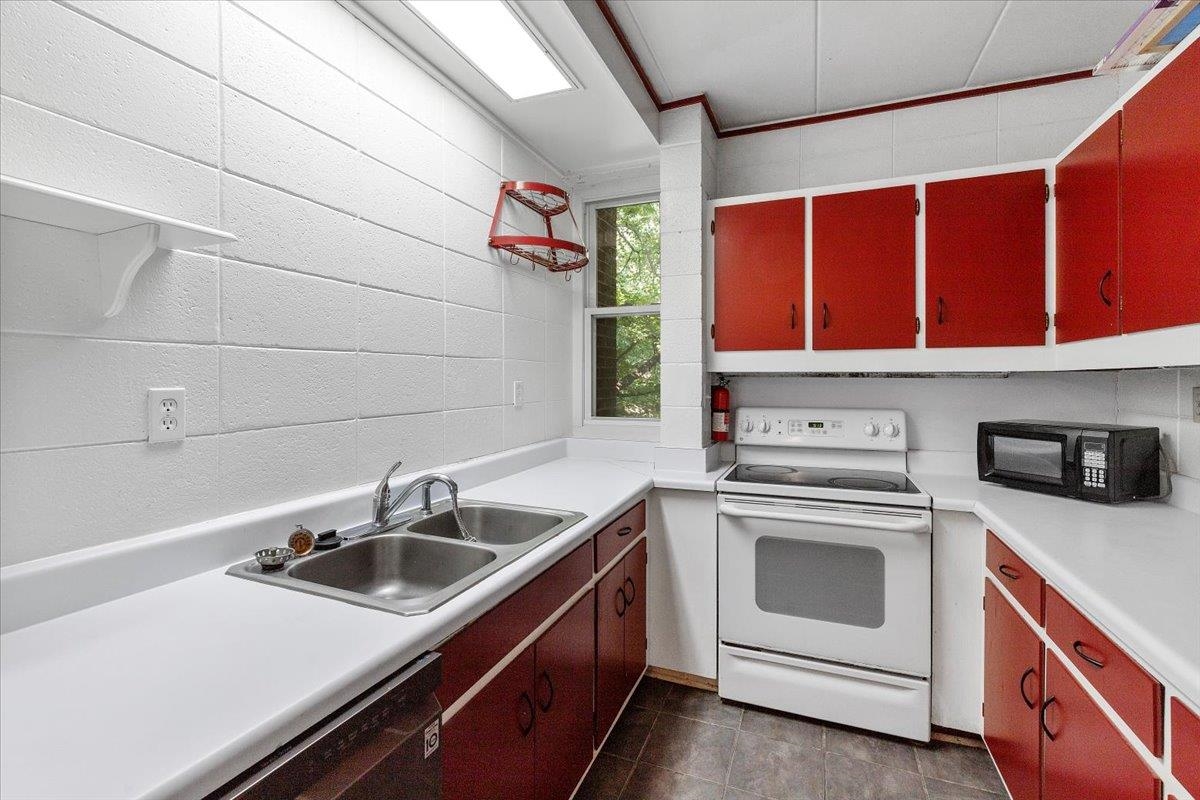 900 B-5 Brightwood Manor Drive B-5