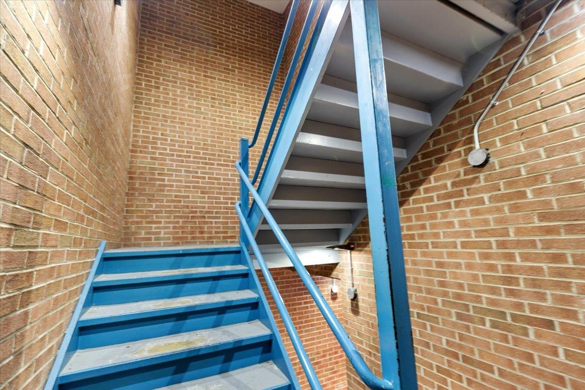 900 B-5 Brightwood Manor Drive B-5