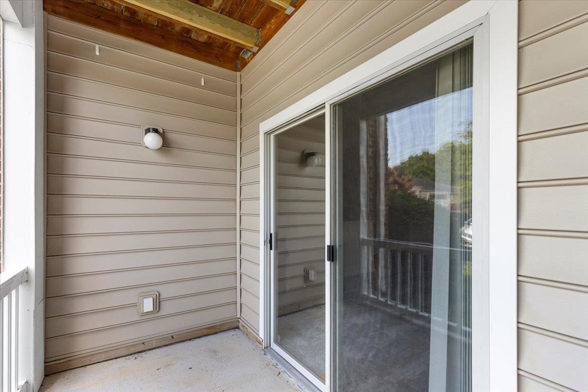 305 N Knollwood Drive 5201