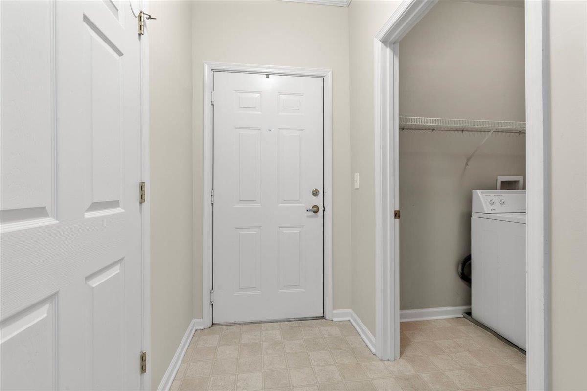 305 N Knollwood Drive 5201