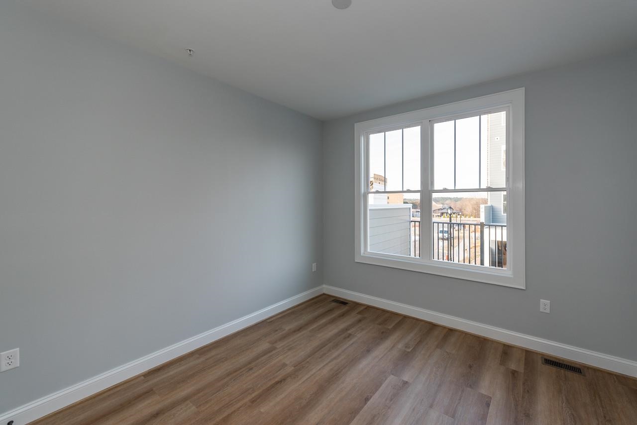 412 Midtown Way 123A