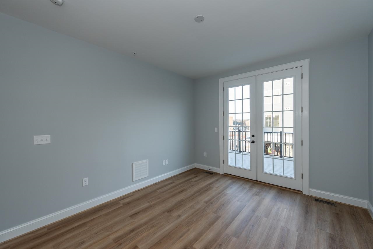 412 Midtown Way 123A