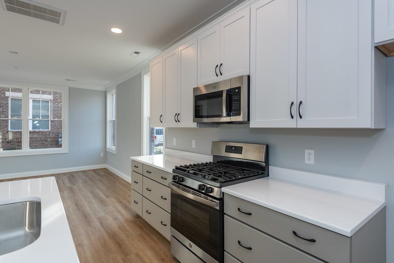 412 Midtown Way 123A