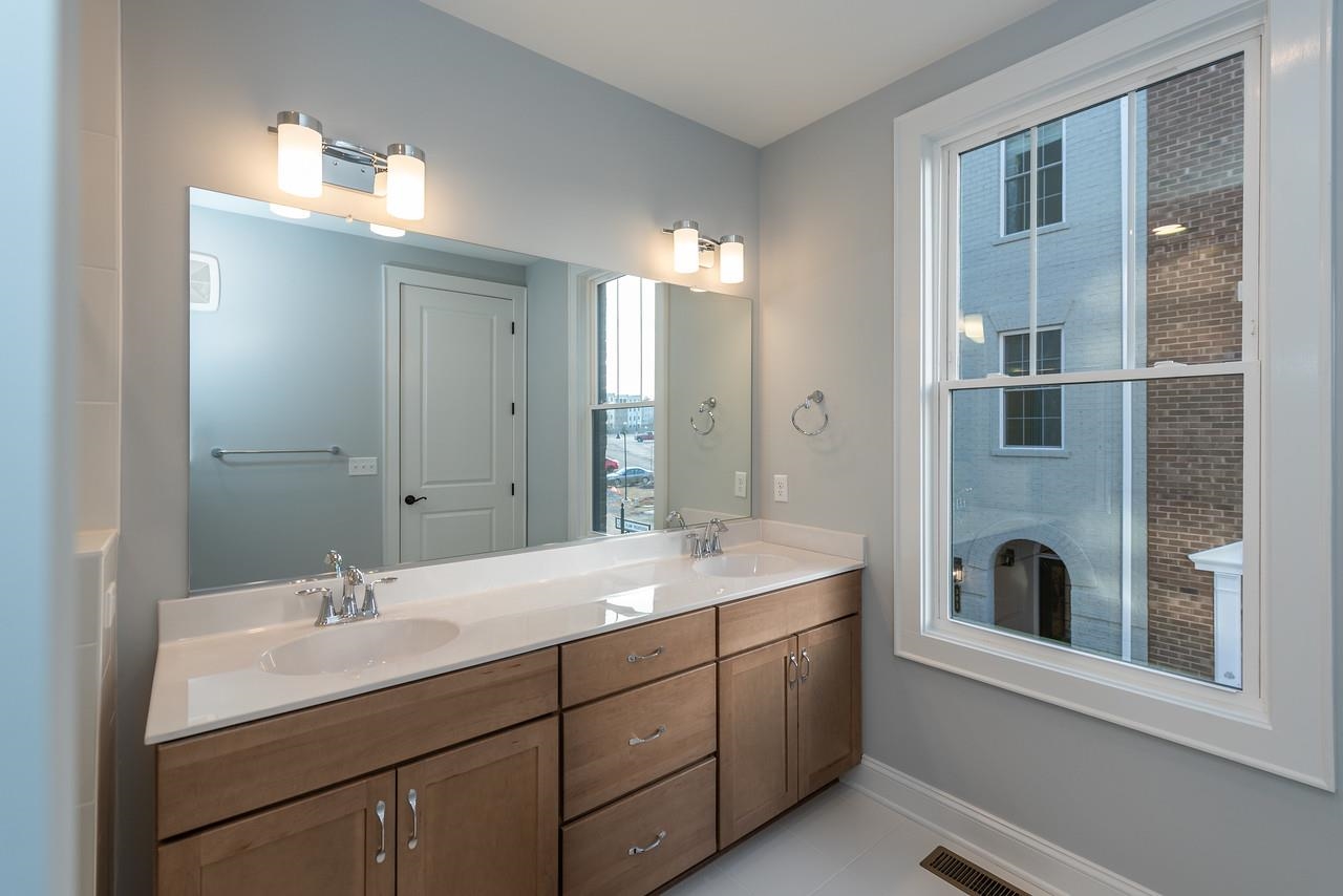 412 Midtown Way 123A