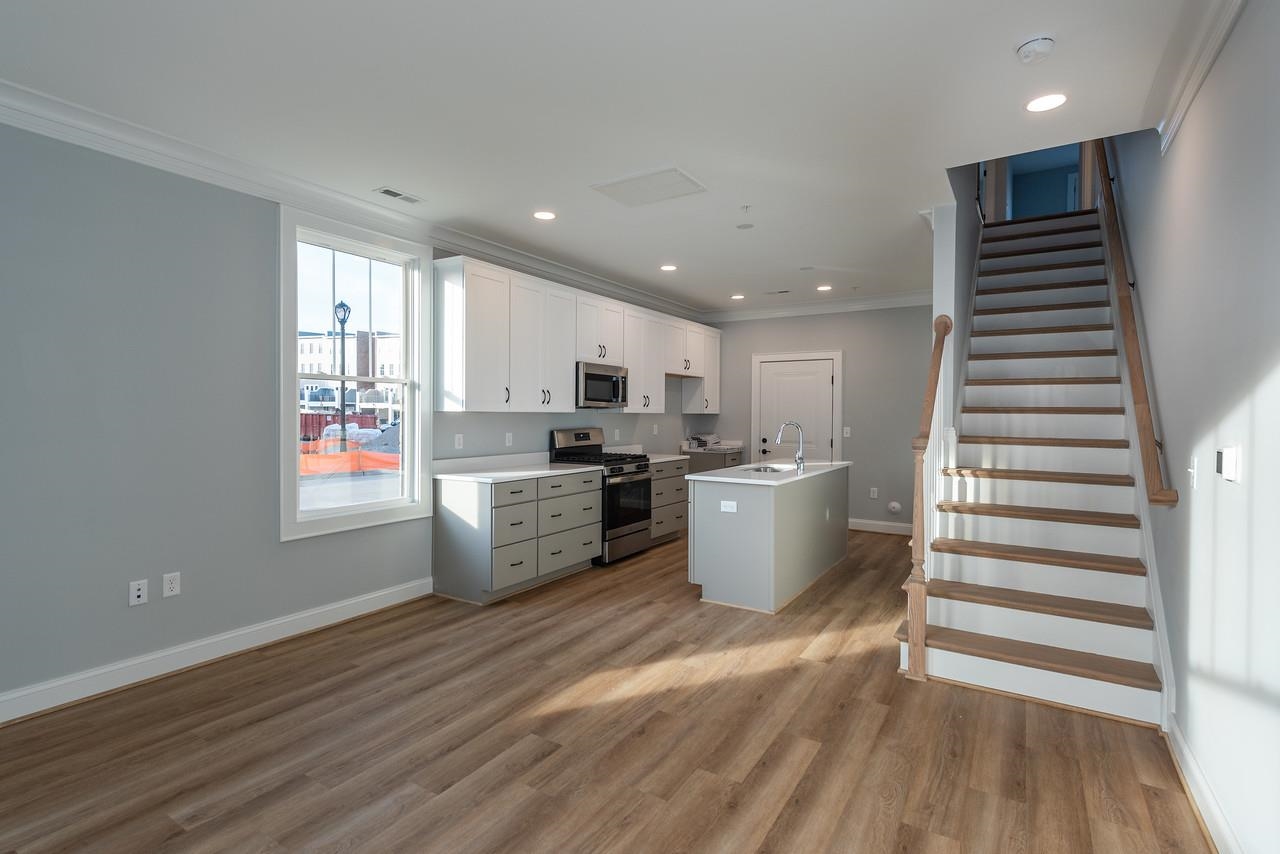 412 Midtown Way 123A