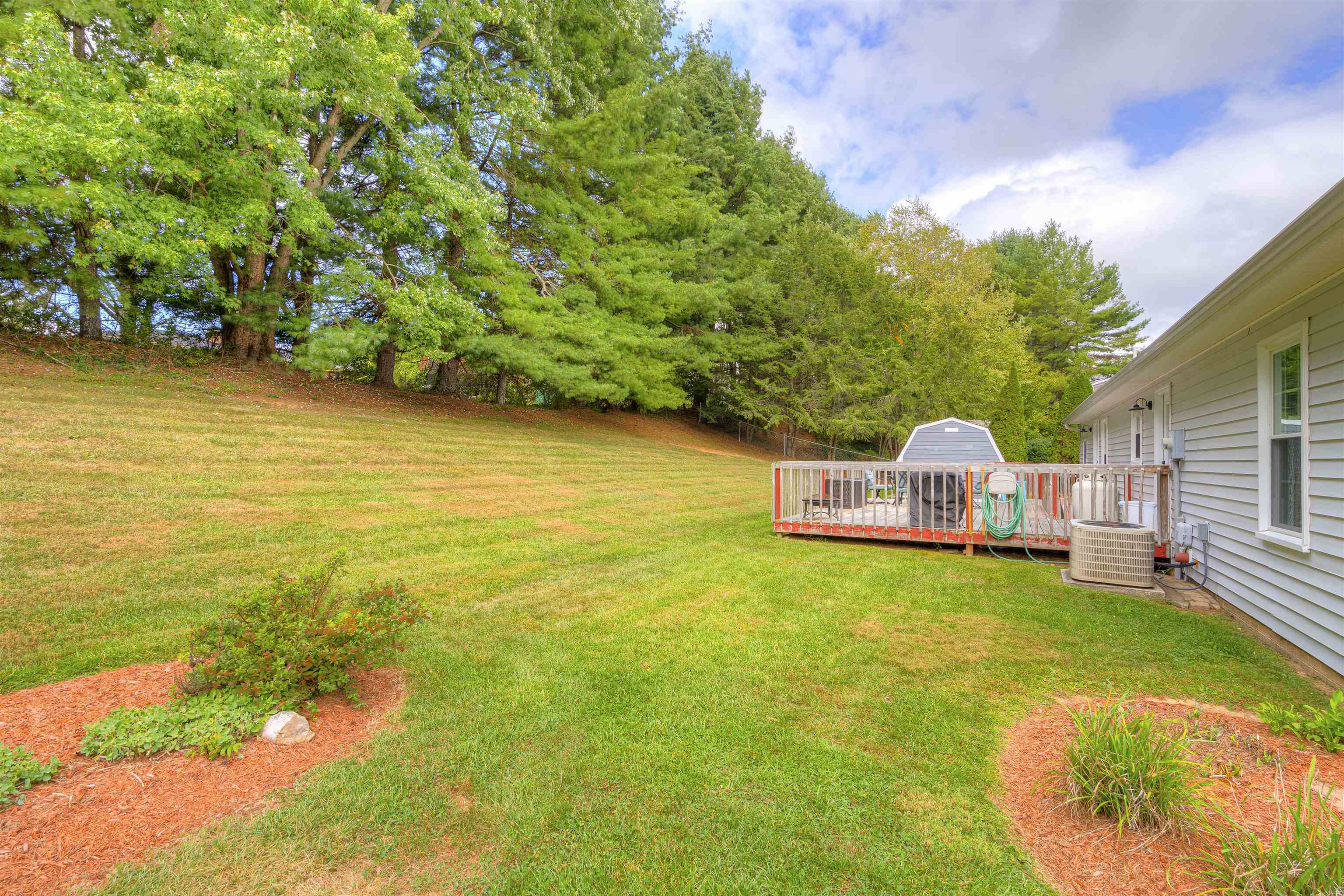 1349 MOCKINGBIRD Drive
