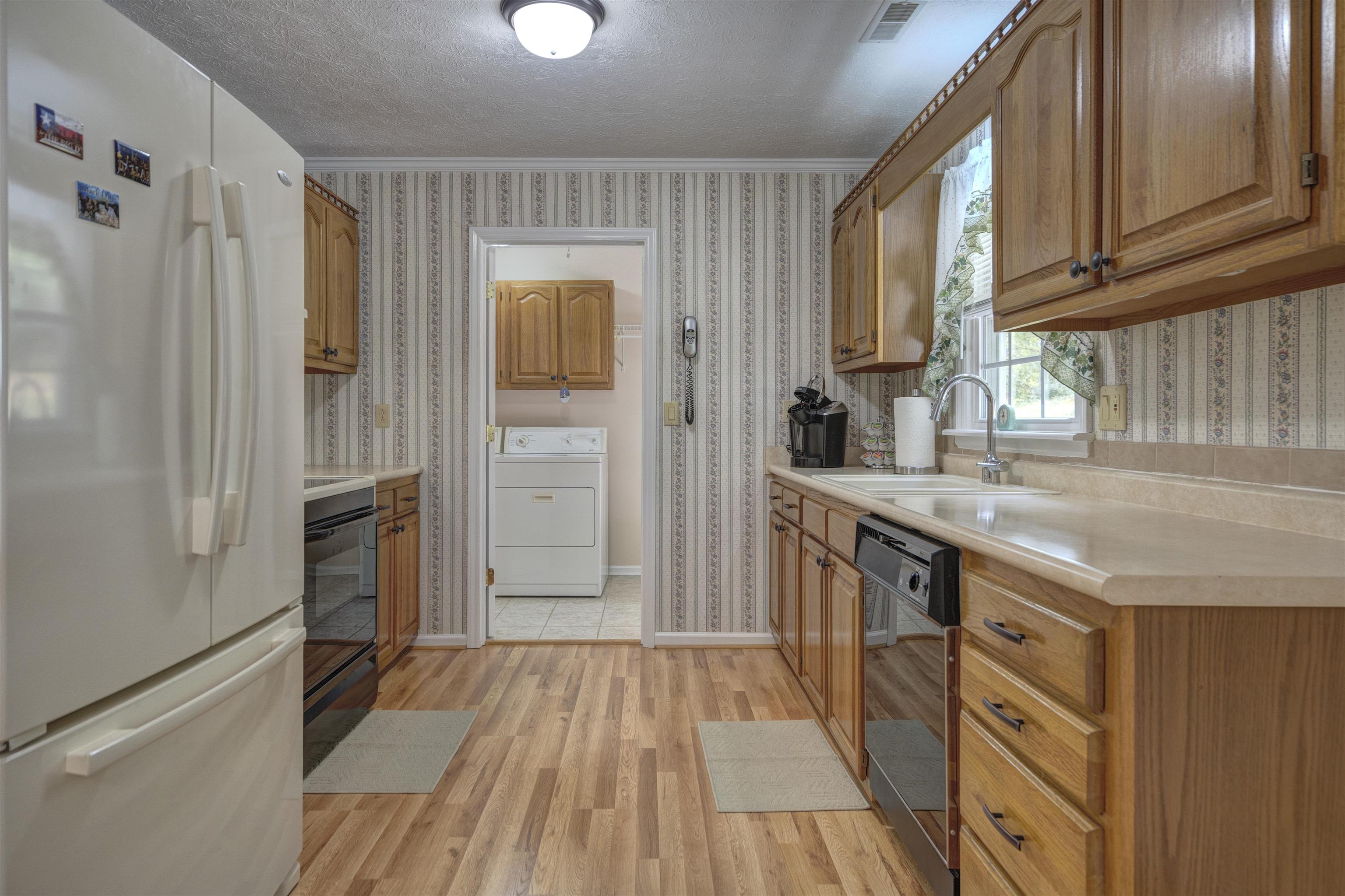 1349 MOCKINGBIRD Drive